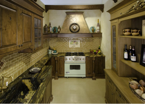 about, about us, about Floro Flosi, Floro Flosi Ceramica, St. John, IN, Indiana, Crystal Falls, MI, Michigan, Upper Peninsula, dream kitchen, kitchen of my dream, exquisite kitchen tiles, artistic ceramic tiles, kitchen, bathroom, tiles, exquisite, high e